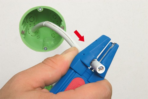 Инструмент для снятия внешней и внутренней изоляции универсальный 0,5 - 16,0 мм кв., 4,0 - 13,0 д.  WEICON № 100