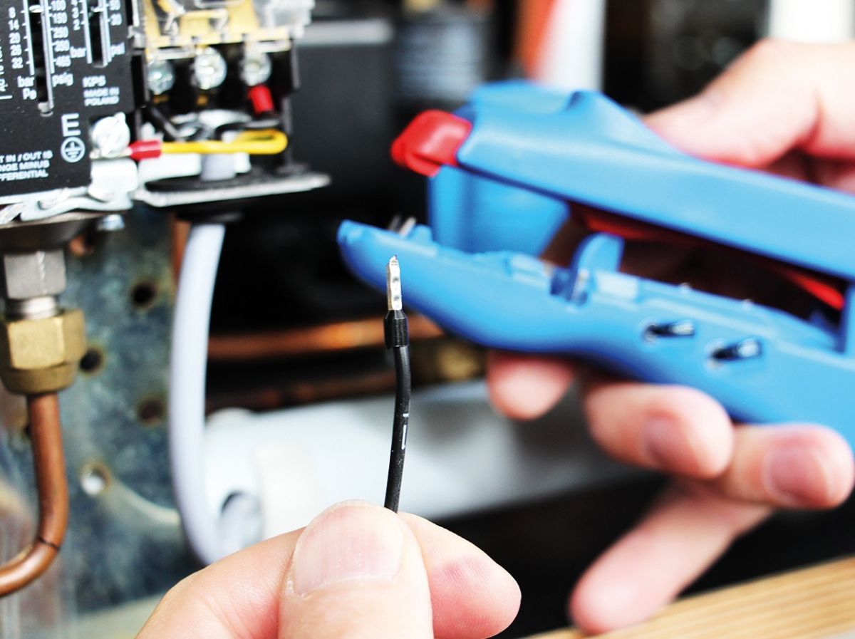 Инструмент для снятия изол. и обжима DUO CRIMP 0,5 - 6,0 мм кв. WEICON № 300