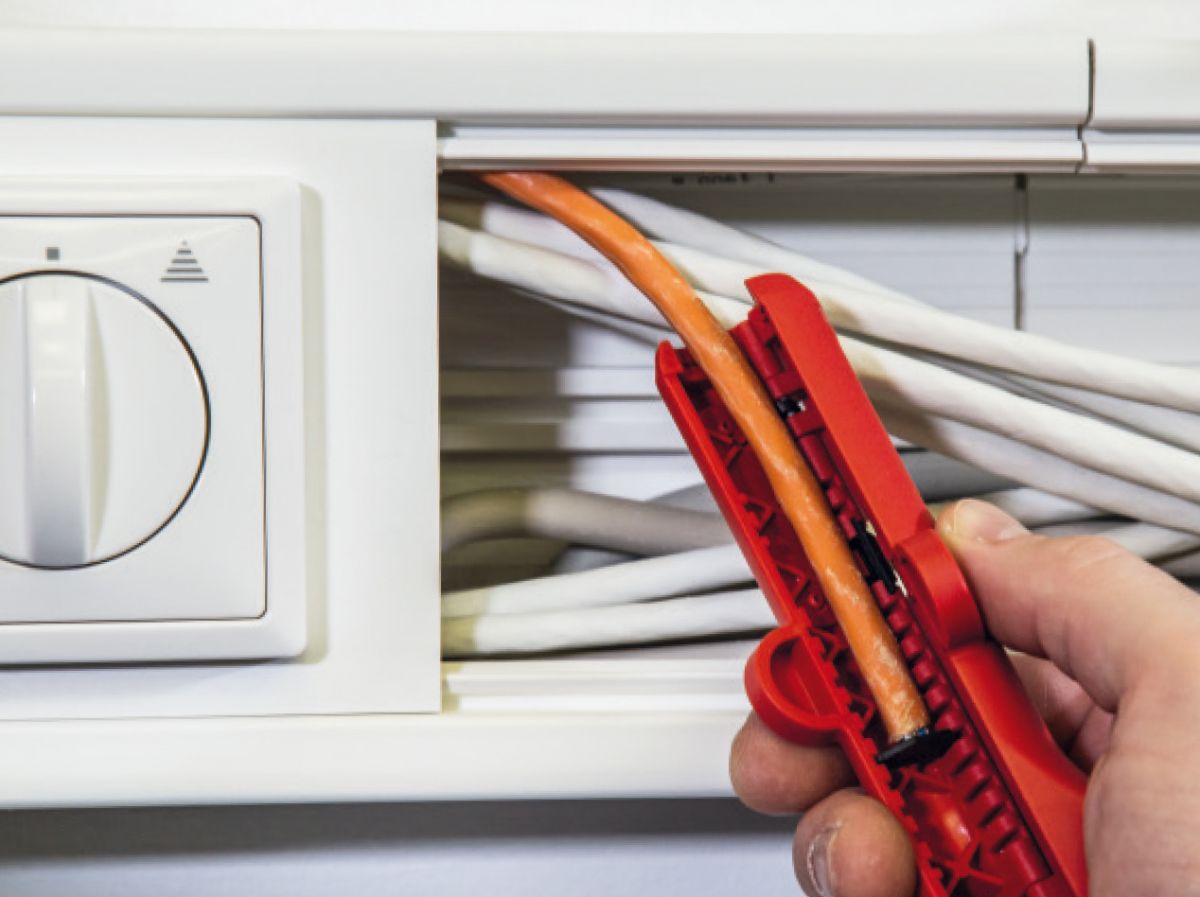 Инструменты для снятия внешней оболочки кабеля Cat5, Cat6, Cat7, тип витая пара 4,5 - 10 мм д.  WEICON № 10