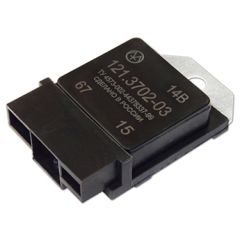 121.3702-03 Регулятор напряжения, Энергомаш