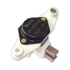 611.3702-08 Регулятор напряжения в сборе со щеточными узлами (Ø28мм - 14,6V с добавочным резистором) Энергомаш