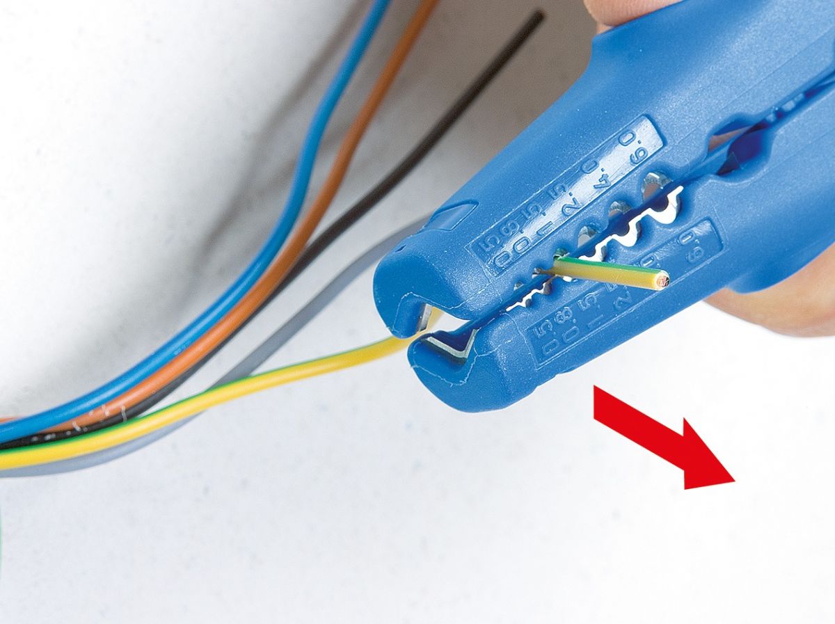 Клещи для снятия изоляции multistripper 0,5 - 6,0 мм кв., 8 - 13 д.  WEICON № 400