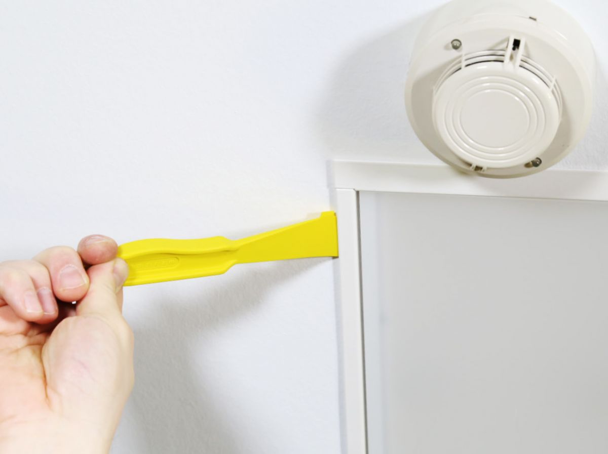 Лопатка-спуджер для вскрытия пластиковых корпусов Easy Opener WEICON